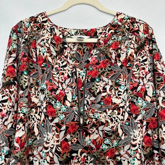 CJ Banks Zipper Front Floral Patterened Blouse - Picture 2 of 7